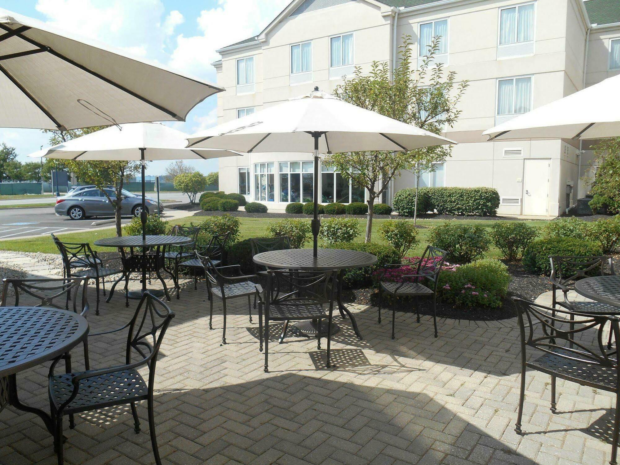 Hilton Garden Inn Columbus Airport Exterior photo